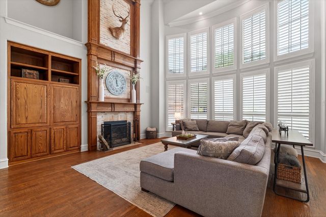 10761 Silver Dollar Drive, Frisco, TX 75033