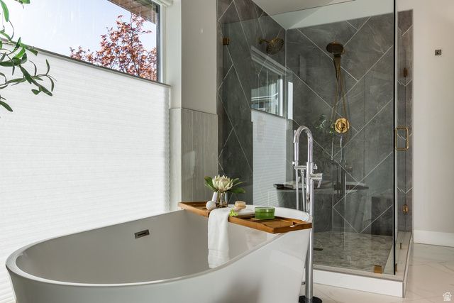 195 E NORTH SANDRUN RD, Salt Lake City, UT 84103