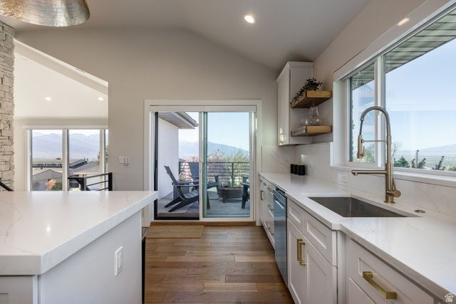 195 E NORTH SANDRUN RD, Salt Lake City, UT 84103