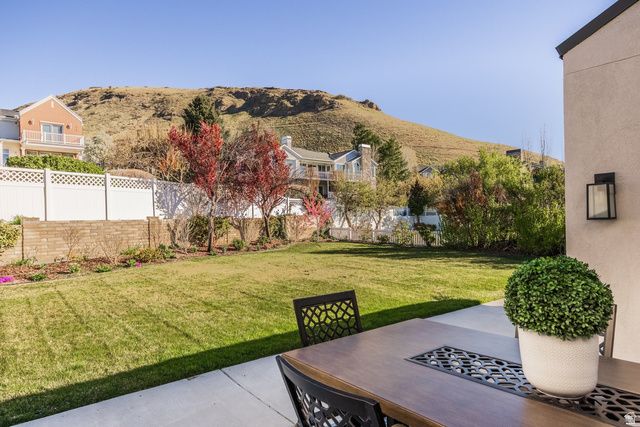 195 E NORTH SANDRUN RD, Salt Lake City, UT 84103