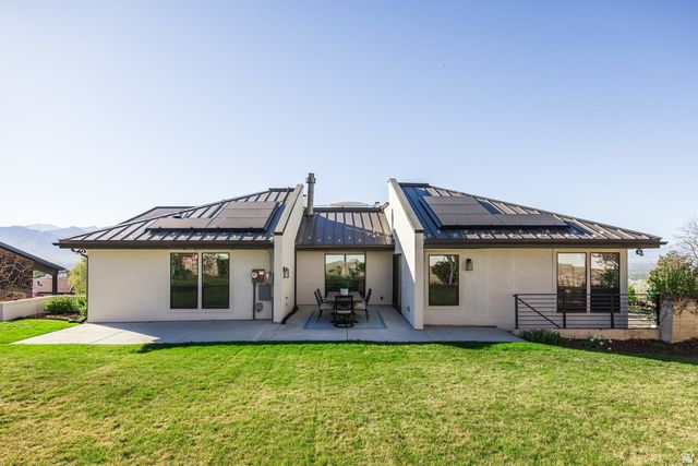 195 E NORTH SANDRUN RD, Salt Lake City, UT 84103