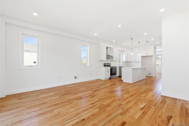 1014 Annadale Road, Staten Island, NY 10312