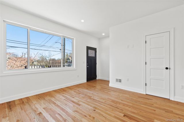 1014 Annadale Road, Staten Island, NY 10312