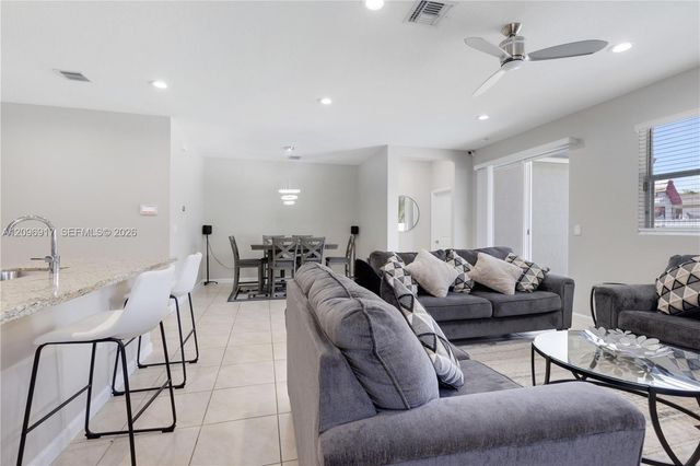 27526 SW 133rd Place, Homestead, FL 33032