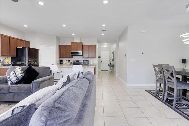 27526 SW 133rd Place, Homestead, FL 33032