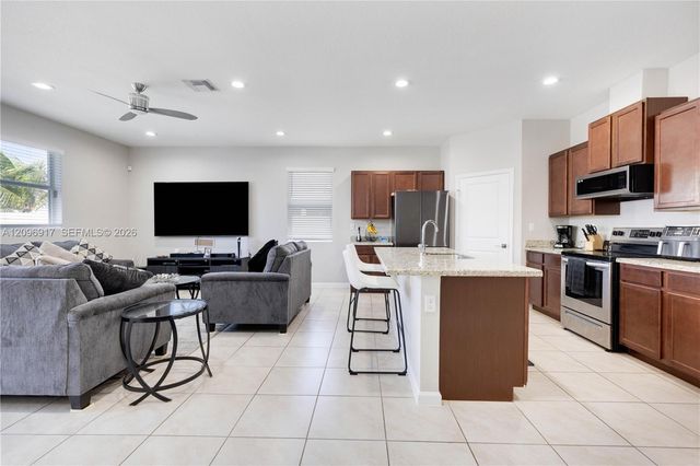 27526 SW 133rd Place, Homestead, FL 33032
