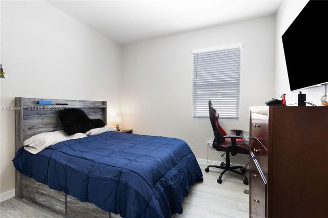 27526 SW 133rd Place, Homestead, FL 33032