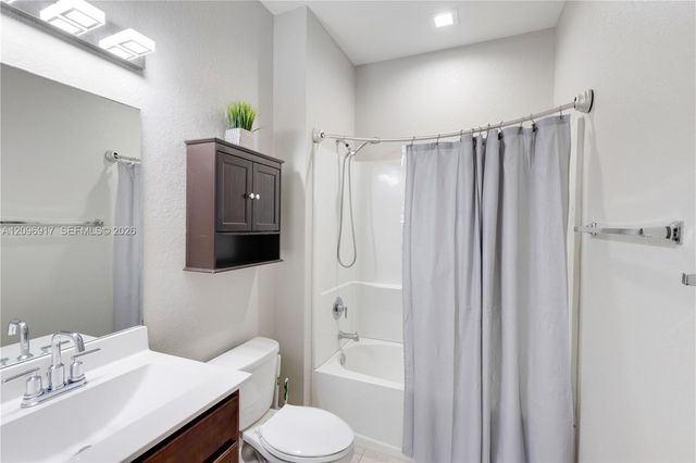 27526 SW 133rd Place, Homestead, FL 33032