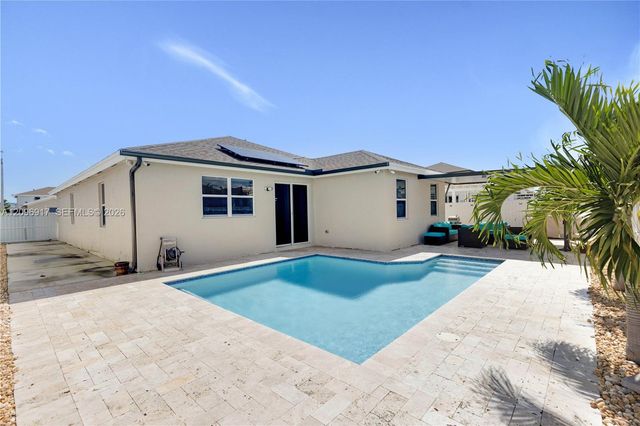 27526 SW 133rd Place, Homestead, FL 33032