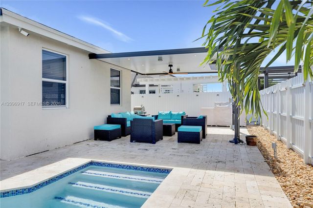 27526 SW 133rd Place, Homestead, FL 33032
