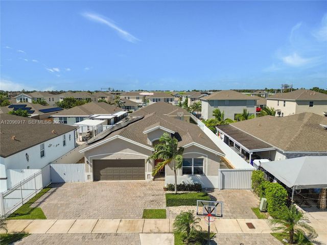 27526 SW 133rd Place, Homestead, FL 33032