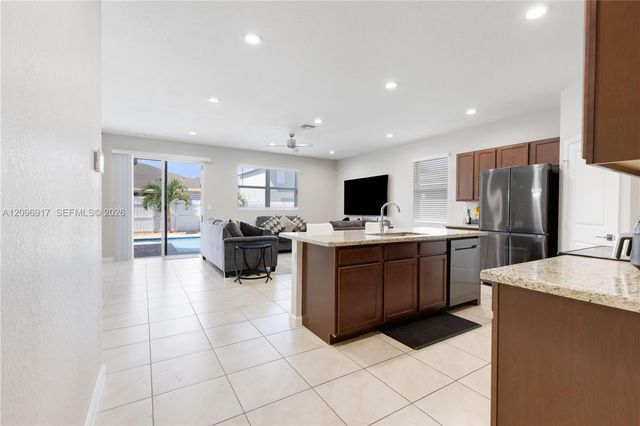 27526 SW 133rd Place, Homestead, FL 33032