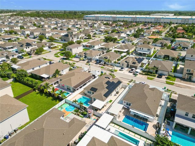 27526 SW 133rd Place, Homestead, FL 33032