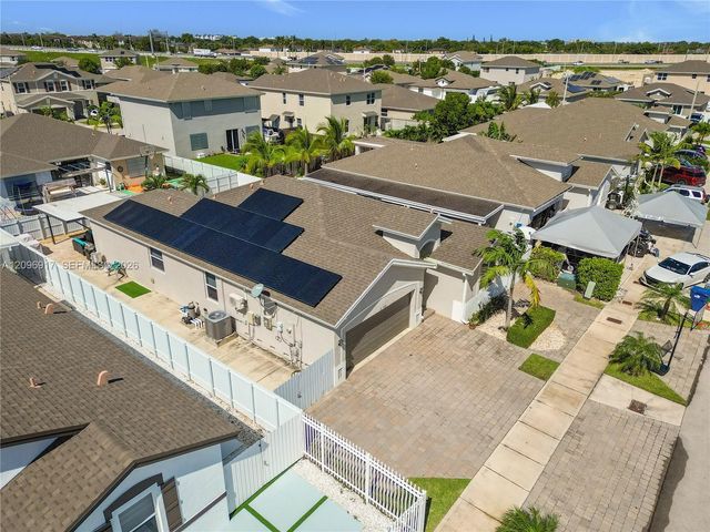27526 SW 133rd Place, Homestead, FL 33032