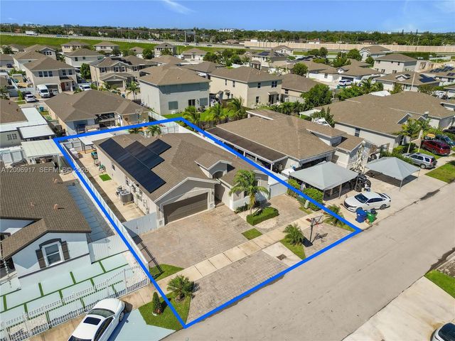 27526 SW 133rd Place, Homestead, FL 33032