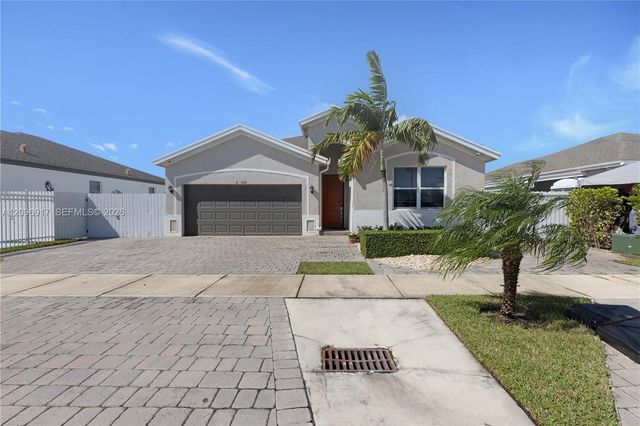27526 SW 133rd Place, Homestead, FL 33032