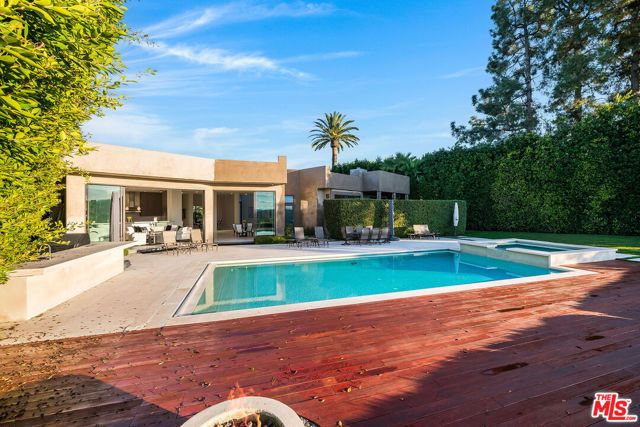 16167 Royal Oak Road, Encino (los Angeles), CA 91436