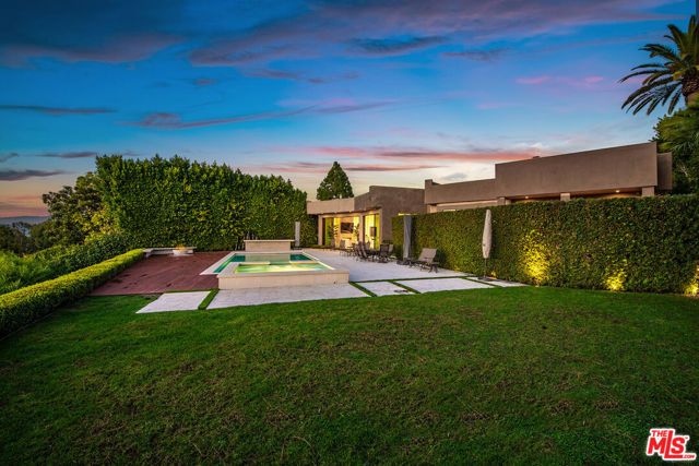 16167 Royal Oak Road, Encino (los Angeles), CA 91436