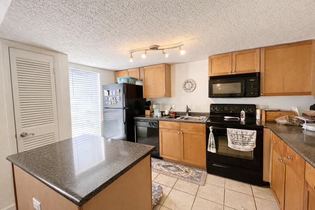 1810 NW 23RD BOULEVARD 219, Gainesville, FL 32605