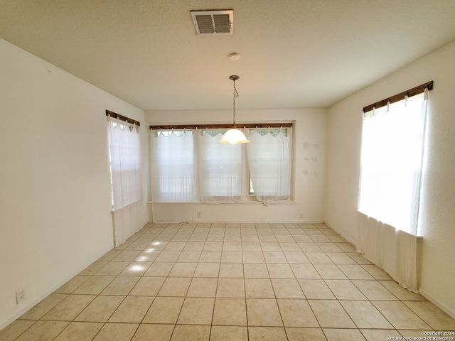 555 PLANTERS PASS, Schertz, TX 78154