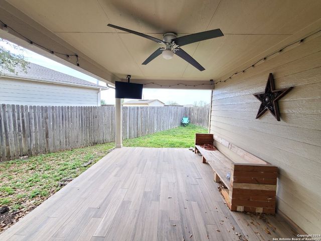 555 PLANTERS PASS, Schertz, TX 78154