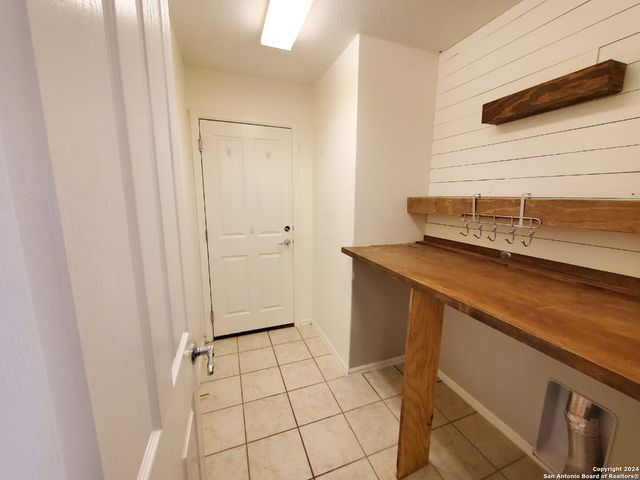 555 PLANTERS PASS, Schertz, TX 78154