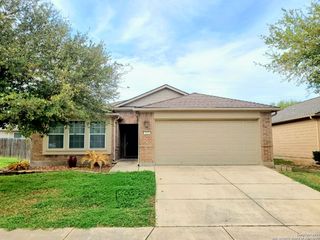 555 PLANTERS PASS, Schertz, TX 78154