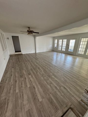 724 Hickory Street, Colorado City, TX 79512