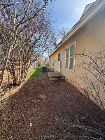 724 Hickory Street, Colorado City, TX 79512