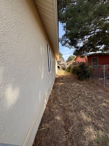 724 Hickory Street, Colorado City, TX 79512