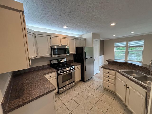 3516 Fishinger Mill Drive, Hilliard, OH 43026