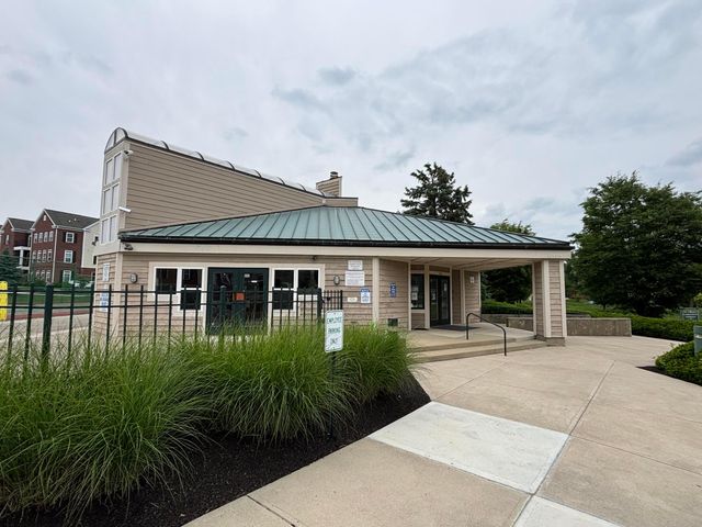 3516 Fishinger Mill Drive, Hilliard, OH 43026