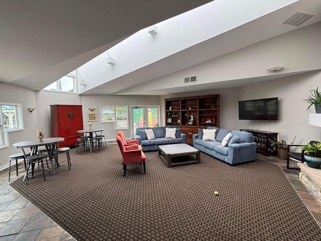 3516 Fishinger Mill Drive, Hilliard, OH 43026