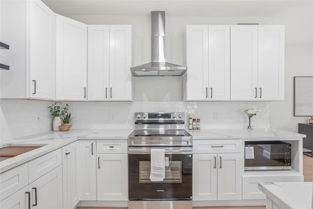 4329 12TH AVENUE N, St Petersburg, FL 33713