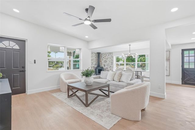 4329 12TH AVENUE N, St Petersburg, FL 33713