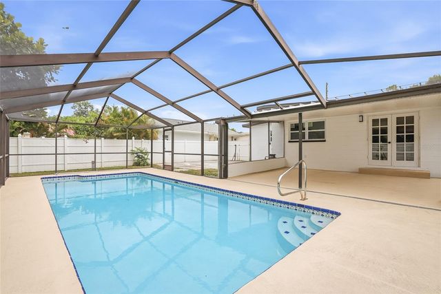 4329 12TH AVENUE N, St Petersburg, FL 33713