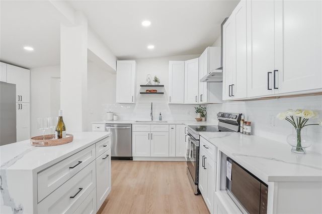 4329 12TH AVENUE N, St Petersburg, FL 33713