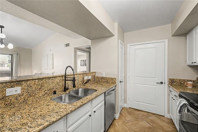 45 Maleena Mesa Street 122, Henderson, NV 89074
