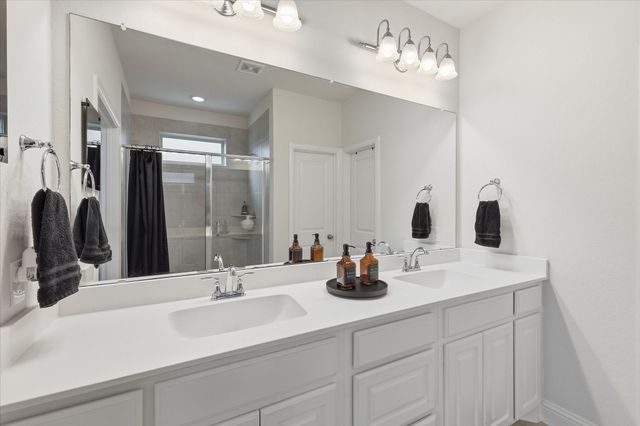 769 Lady Tessala Avenue, Lewisville, TX 75056