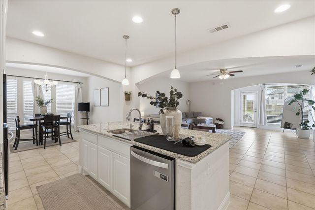 769 Lady Tessala Avenue, Lewisville, TX 75056