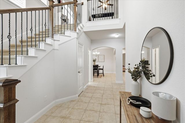 769 Lady Tessala Avenue, Lewisville, TX 75056