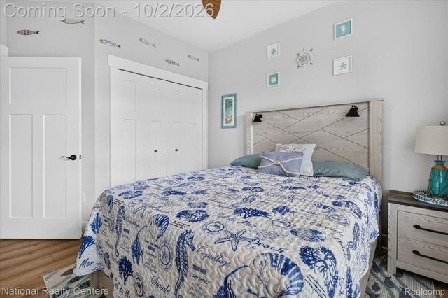 21115 Prestwick Drive, Farmington Hills, MI 48335