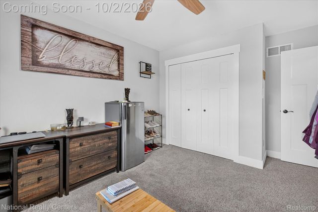 21115 Prestwick Drive, Farmington Hills, MI 48335