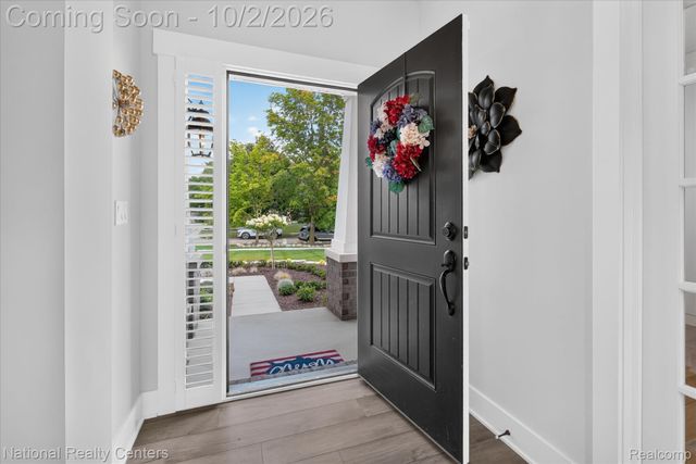 21115 Prestwick Drive, Farmington Hills, MI 48335