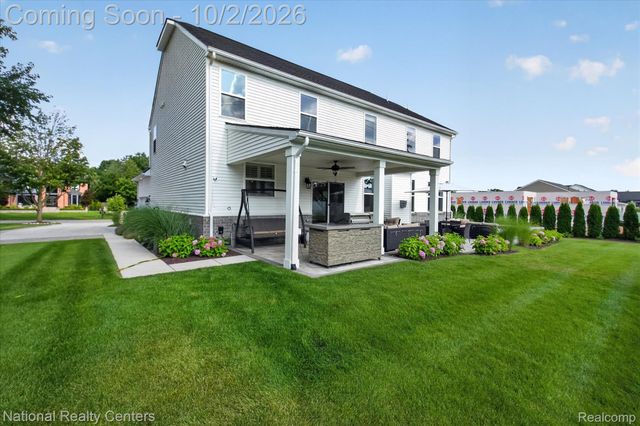 21115 Prestwick Drive, Farmington Hills, MI 48335