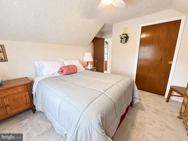 330 E ELMA AVE, Laurel Springs, NJ 08021