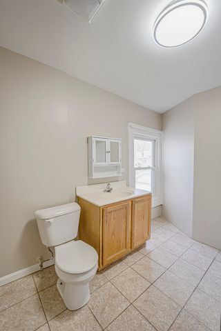 371 Cedar Street 371, Aurora, IL 60506