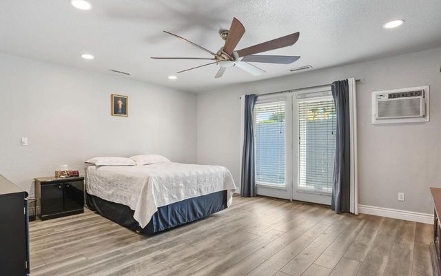 2200 Arnhem Pl, Modesto, CA 95356
