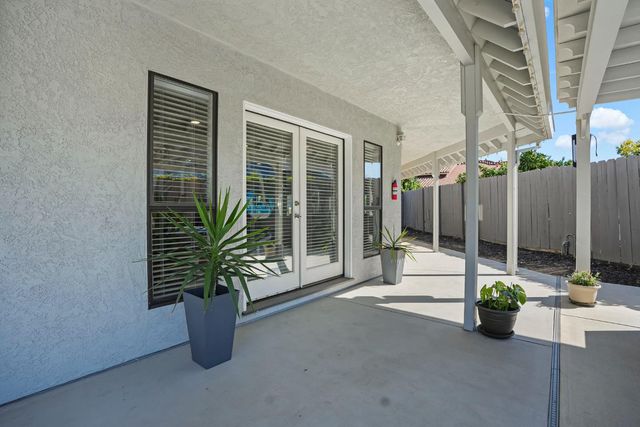 2200 Arnhem Pl, Modesto, CA 95356