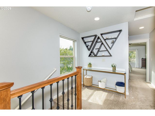 6227 Sw 21ST Ave, Portland, OR 97239